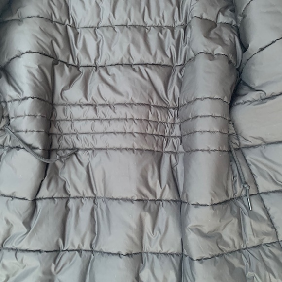 Patagonia Great Falls Insulated Parka - Picture 9 of 16